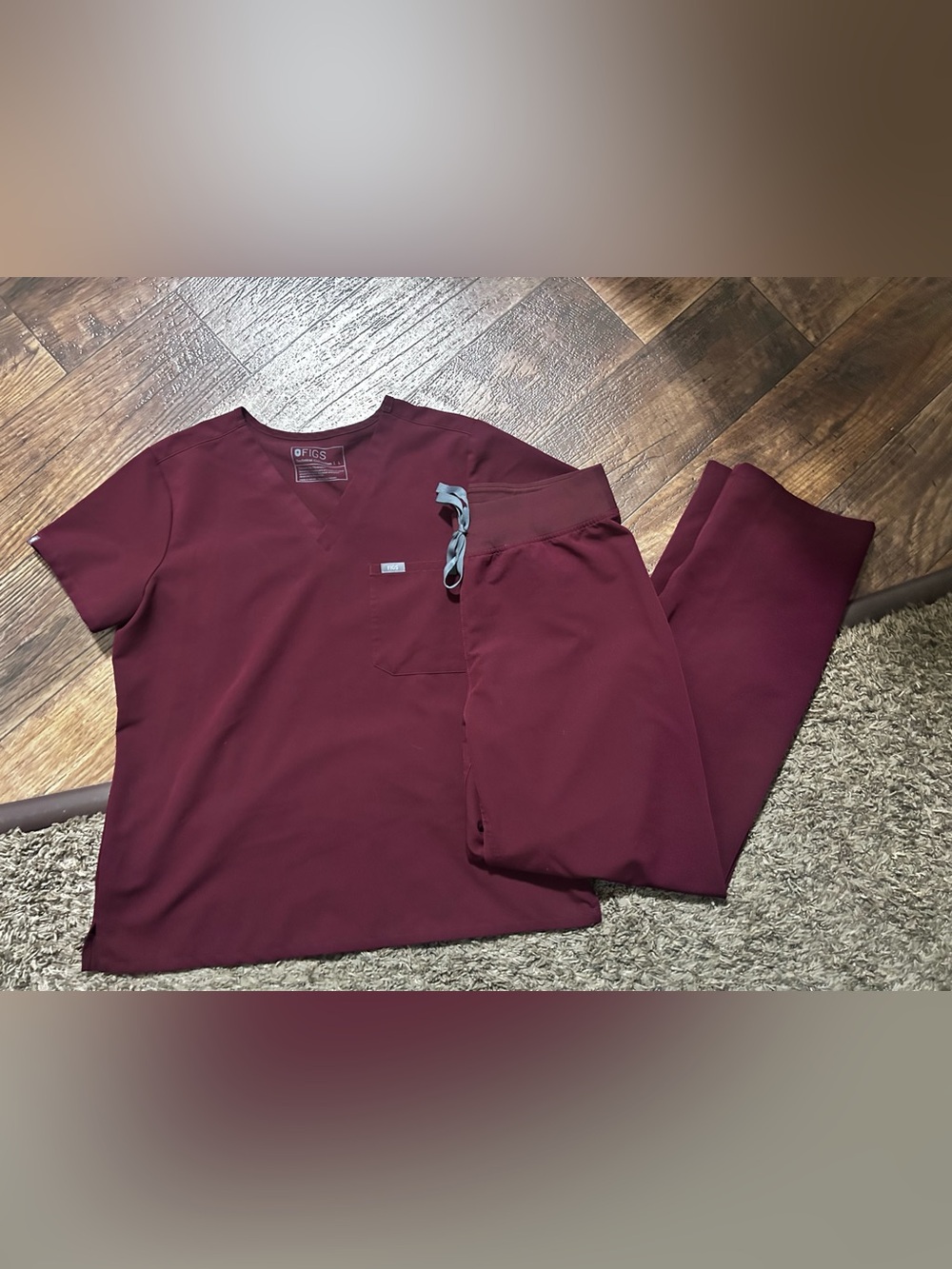 Figs Maroon Scrub Set